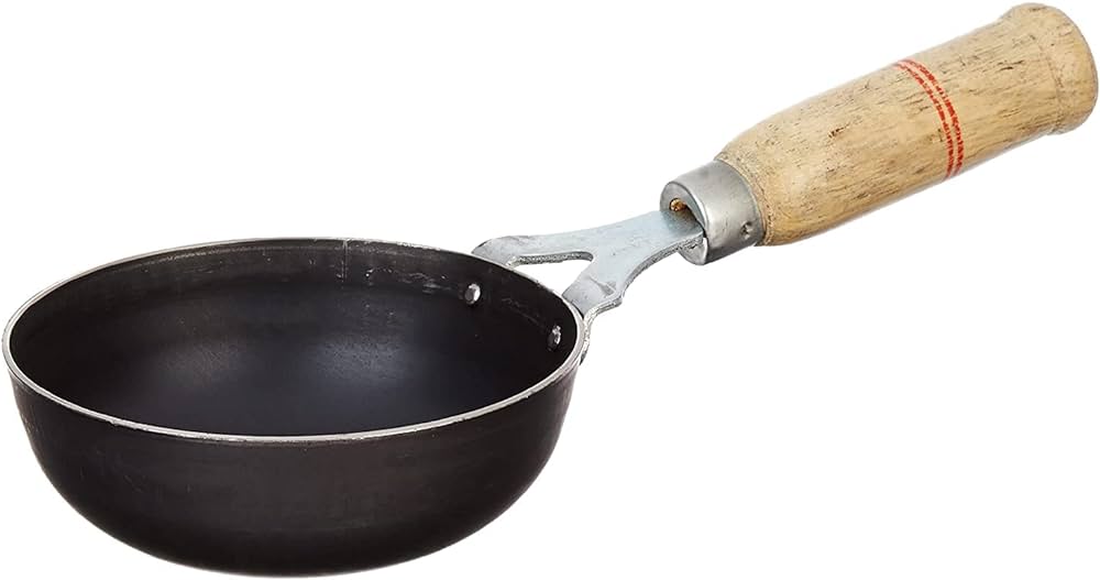 Tadka pan 5  inch handle